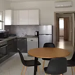 Charming 2-bed In Okrug Gornji Traù